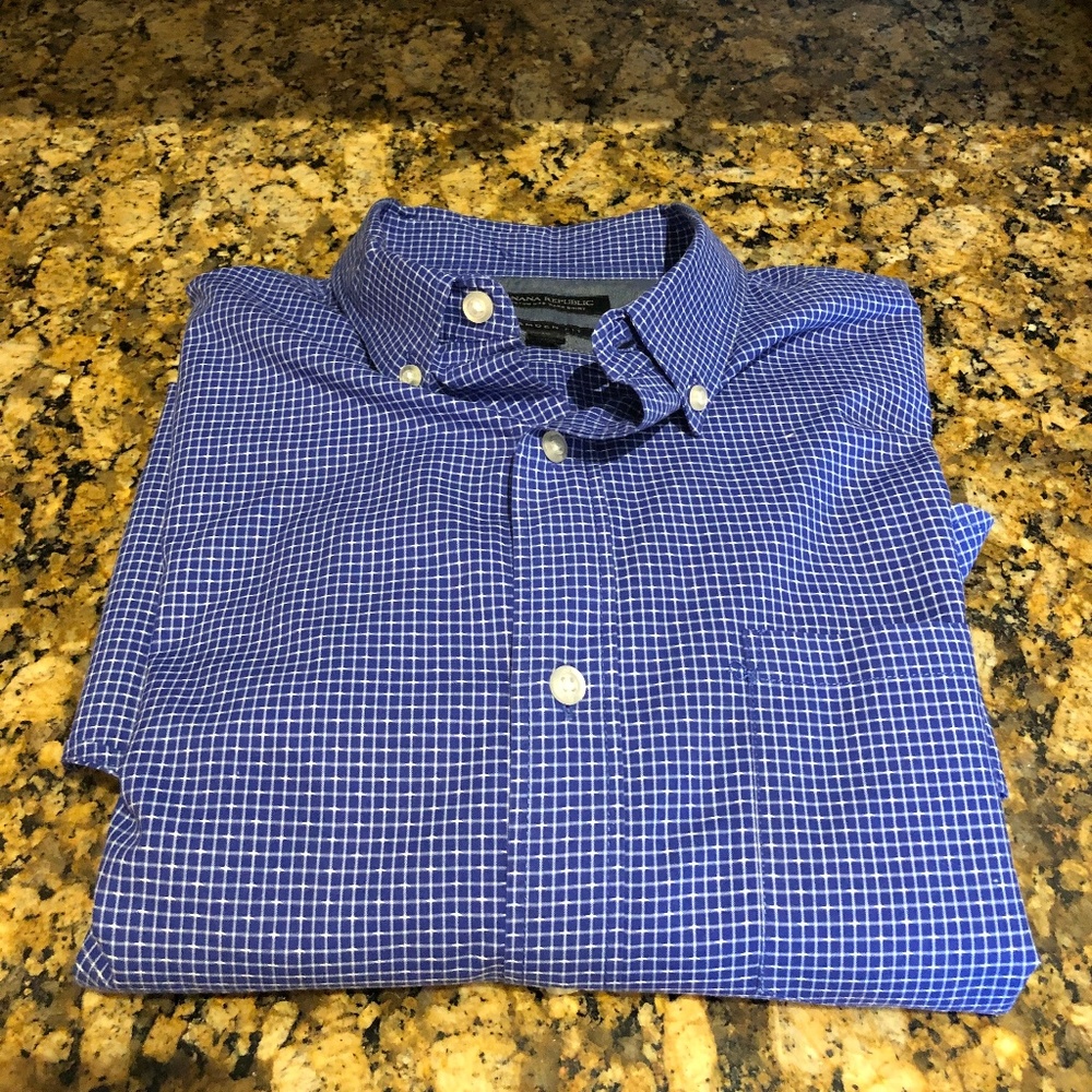 Banana Republic Blue Button Down Shirt